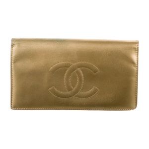Authentic, used, beautiful Chanel gold 🌟 wallet
